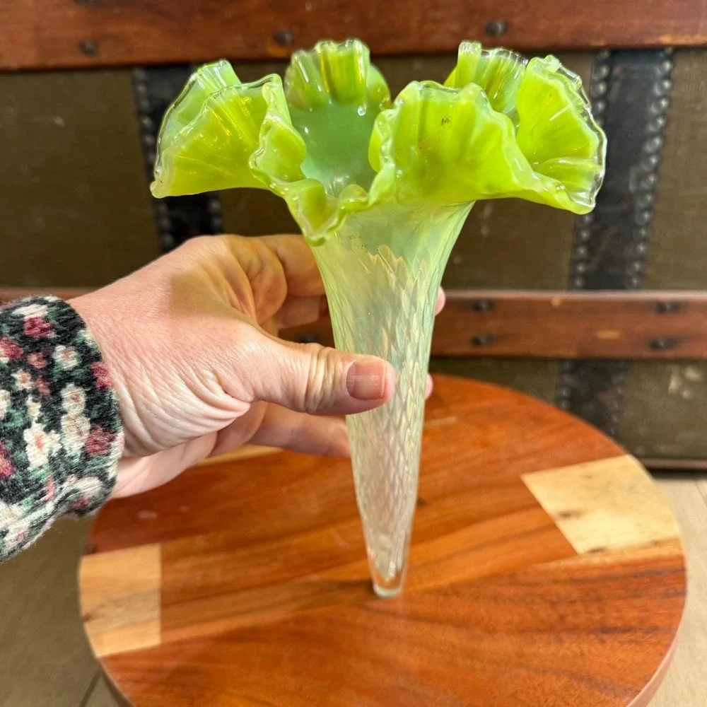 Antique Victorian Epergne Horn‎ Flower Replacement Green Opalescent Glass Vase